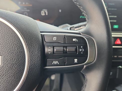 Certified 2025 Kia K5 GT-Line image 23