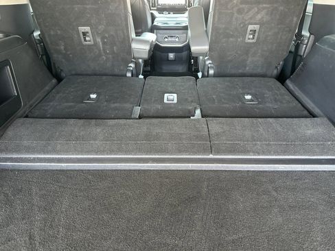 Used 2025 Ford Expedition Active AWD/4WD image 16