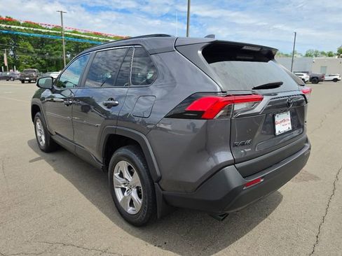 Used 2023 Toyota RAV4 XLE AWD/4WD image 5