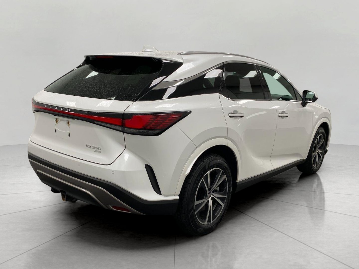 Used 2024 Lexus RX 350 Premium w/ Convenience Package AWD/4WD image 3