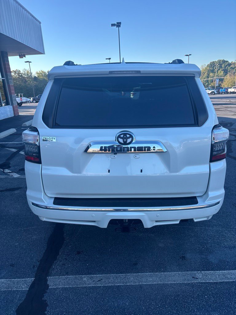 Used 2023 Toyota 4Runner Limited AWD/4WD image 8