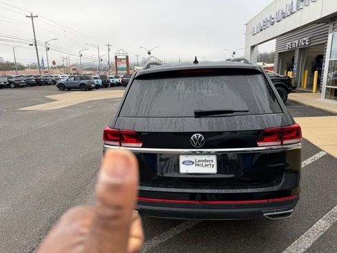 Used 2022 Volkswagen Atlas SE image 4