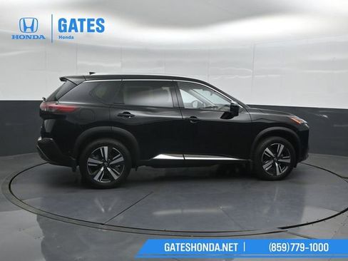 Used 2023 Nissan Rogue SL w/ SL Premium Package AWD/4WD image 3