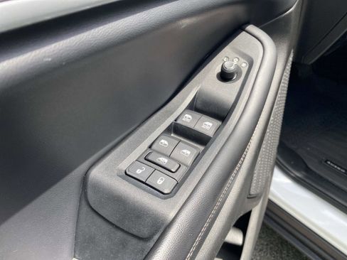 Used 2023 Jeep Grand Cherokee Limited AWD/4WD image 24