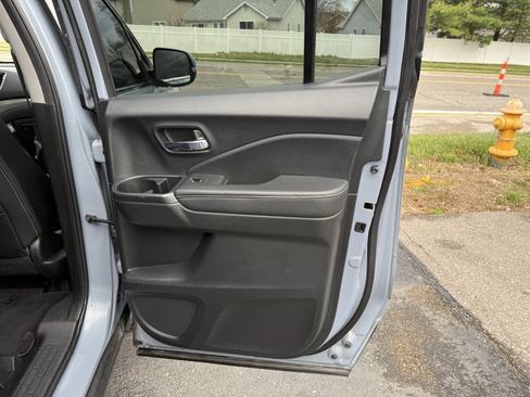 Used 2023 Honda Ridgeline RTL image 12