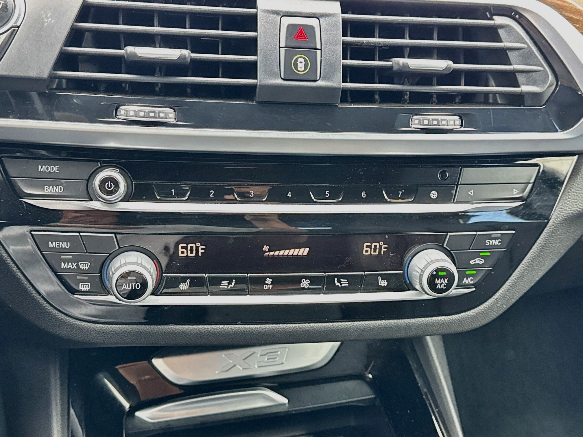 Used 2019 BMW X3 sDrive30i w/ Driving Assistance Package RWD image 12