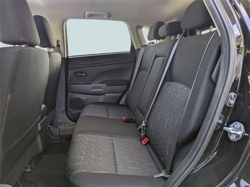 Used 2025 Mitsubishi Outlander Sport ES image 13