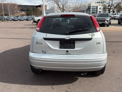 Used 2003 Ford Focus ZX3 Hatchback image 5