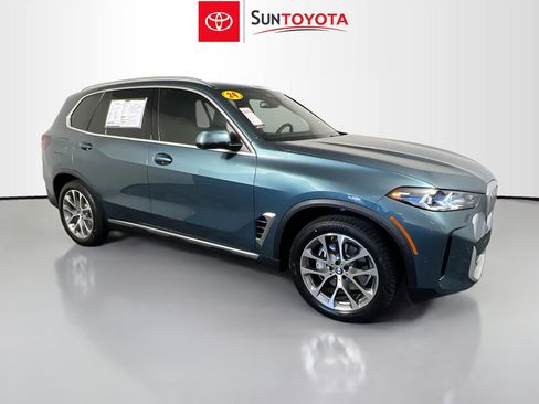 Used 2024 BMW X5 xDrive40i w/ Premium Package AWD/4WD image 1