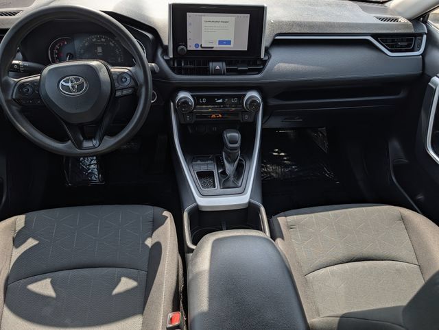 Used 2025 Toyota RAV4 XLE FWD image 10