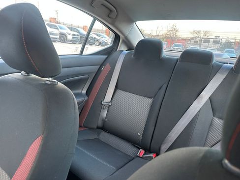 Used 2024 Nissan Versa SR image 37