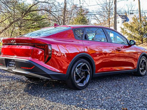 Certified 2025 Kia K4 EX image 6