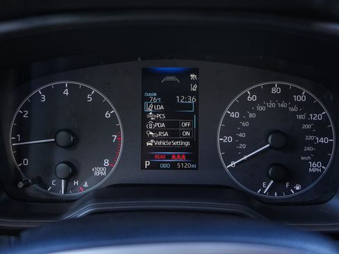 Certified 2025 Toyota Corolla SE image 22