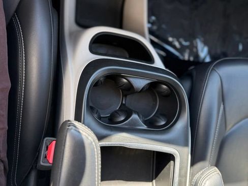 Certified 2023 Chrysler Pacifica Touring-L FWD image 22