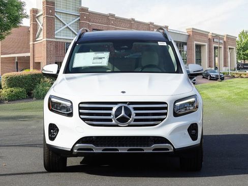 New 2026 Mercedes-Benz GLB 250 image 2