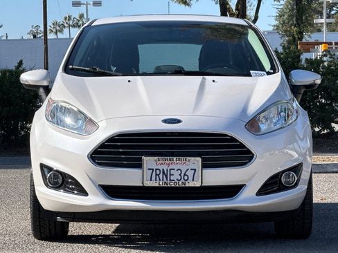 Used 2016 Ford Fiesta Titanium image 9