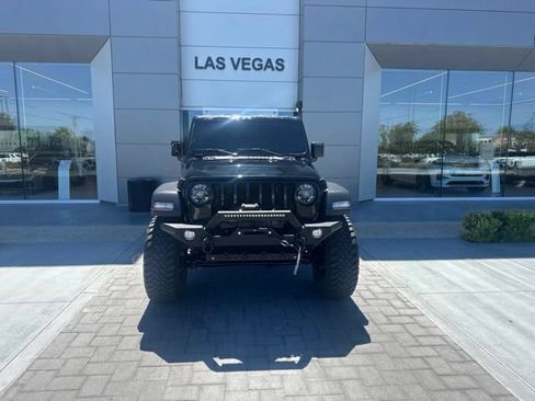Used 2023 Jeep Wrangler Unlimited Sport AWD/4WD image 2