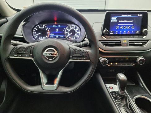 Used 2021 Nissan Altima 2.5 SV FWD image 22