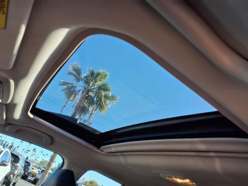 Used 2019 Subaru Outback 2.5i Limited image 3