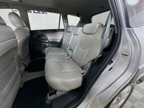 Used 2011 Toyota RAV4 Limited image 28