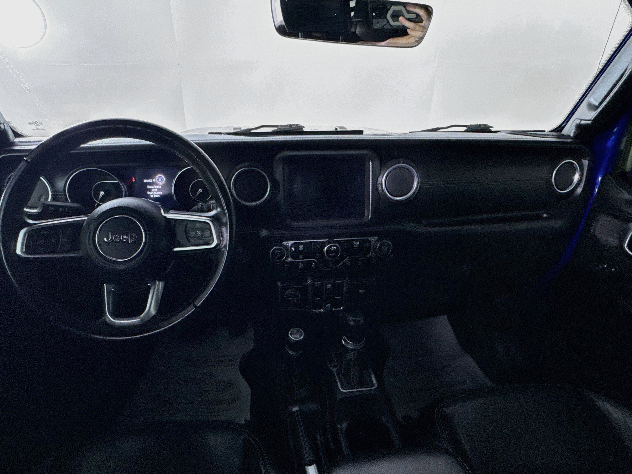 Used 2018 Jeep Wrangler Unlimited Sahara AWD/4WD image 13