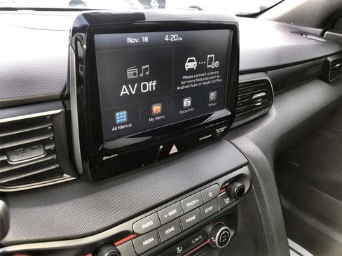 Used 2019 Hyundai Veloster Turbo image 16