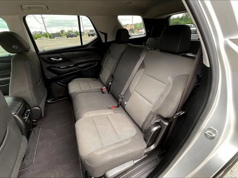 Used 2020 Chevrolet Traverse LS FWD image 7