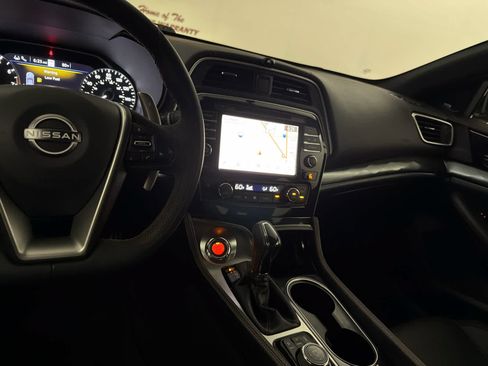 Certified 2023 Nissan Maxima SR w/ Sport Mat Group FWD image 18
