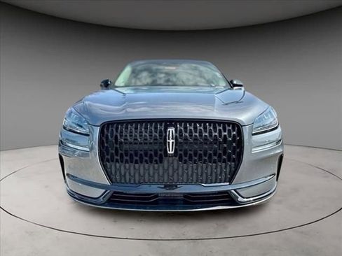 New 2024 Lincoln Corsair AWD w/ Equipment Group 102A image 2