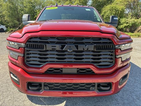 Used 2026 RAM 2500 Big Horn AWD/4WD image 2