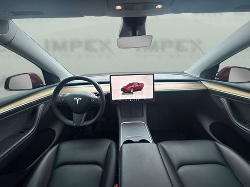 Used 2023 Tesla Model Y Long Range AWD/4WD image 8