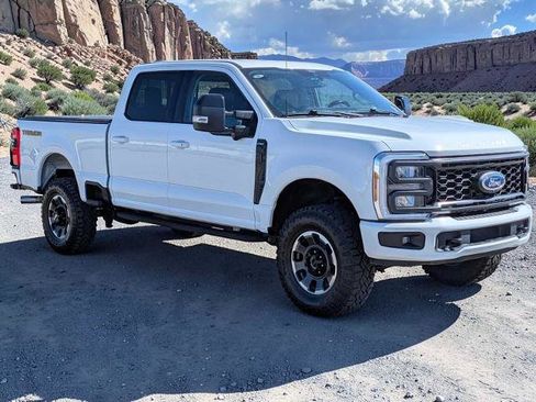 Certified 2024 Ford F250 Lariat w/ Tremor Off-Road Package AWD/4WD image 8