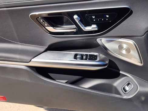 New 2026 Mercedes-Benz CLE 300 4MATIC Coupe image 23