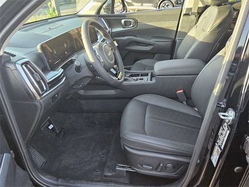 New 2025 Kia Sorento S w/ Panoramic Sunroof Package image 4