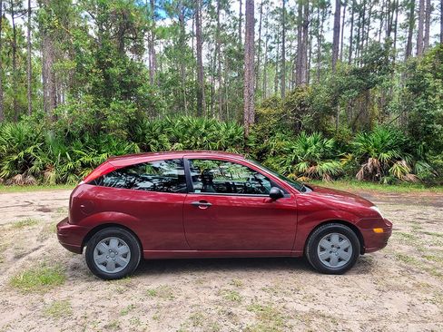 Used 2007 Ford Focus SE image 8