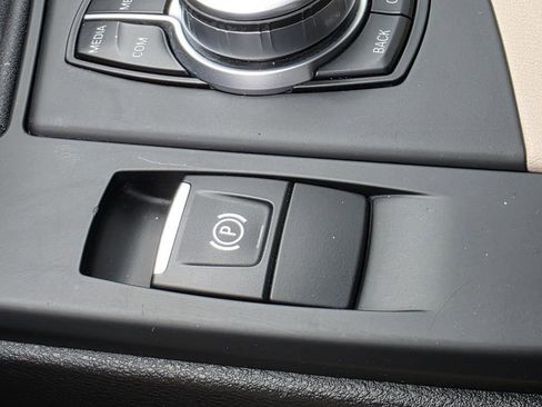 Used 2021 BMW X1 sDrive28i w/ Convenience Package image 25