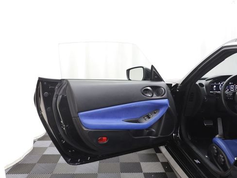 Used 2024 Nissan Z Performance w/ Floor Mat Package RWD image 4