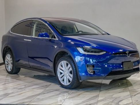 Used 2016 Tesla Model X 90D AWD/4WD image 10