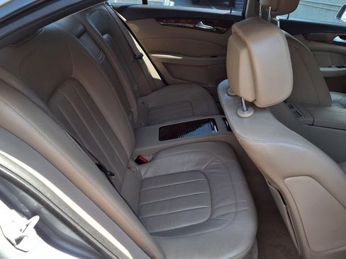 Used 2012 Mercedes-Benz CLS 550 image 23