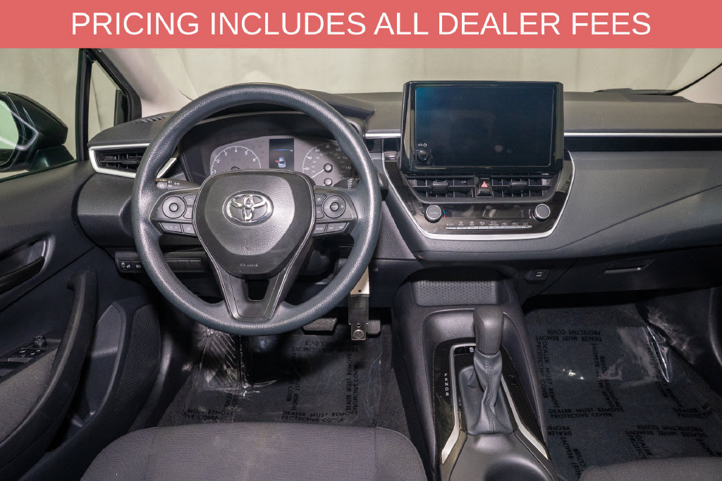 Used 2025 Toyota Corolla LE FWD image 6