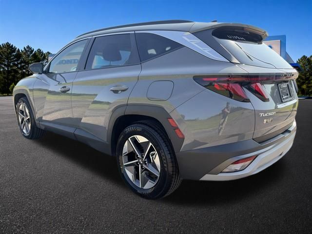 Used 2025 Hyundai Tucson SEL FWD image 4