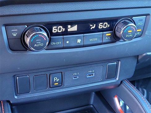 Certified 2025 Nissan Frontier PRO-4X image 16