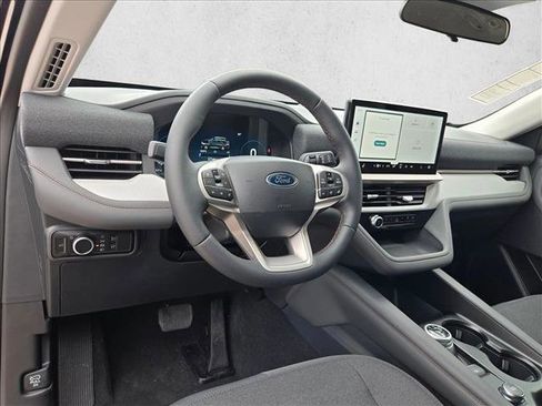 New 2026 Ford Explorer Active image 3