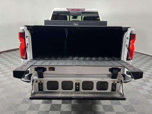 Used 2024 Chevrolet Silverado 2500 High Country w/ LPO, Dark Essentials Package AWD/4WD image 22