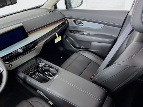 New 2025 Nissan Murano SL w/ Cargo Package image 21