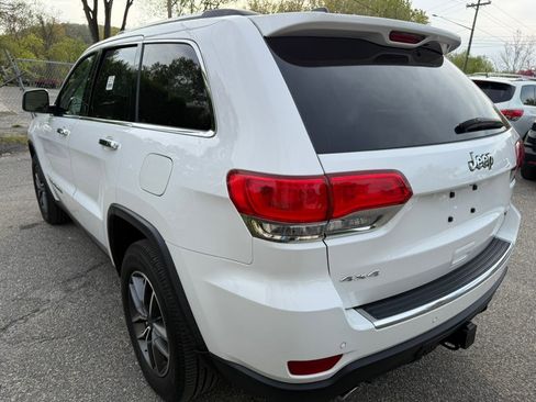 Used 2017 Jeep Grand Cherokee Limited w/ Trailer Tow Group IV AWD/4WD image 11
