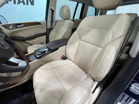 Used 2017 Mercedes-Benz GLS 450 4MATIC image 15