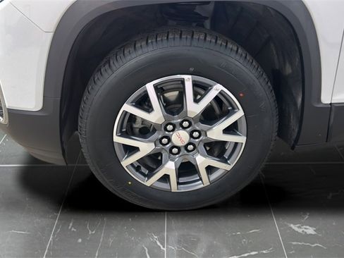 Used 2023 GMC Acadia SLT image 34