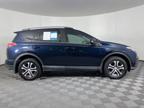 Used 2017 Toyota RAV4 LE FWD image 12
