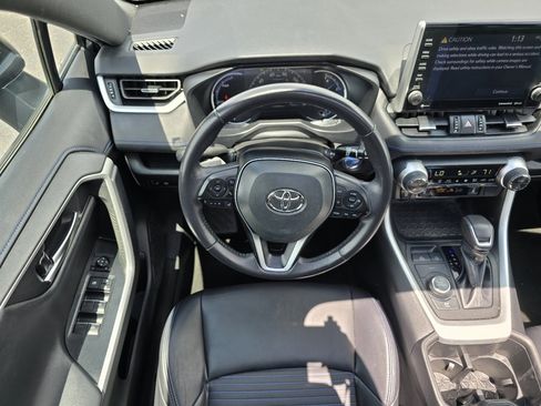 Certified 2022 Toyota RAV4 XSE AWD/4WD image 25